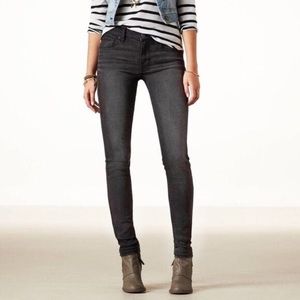 American Eagle Black Skinny Super Stretch Jeans 0R